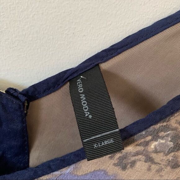 Vero Moda Caroline Brown Blue Pattern Vneck Dress - Picture 11 of 11